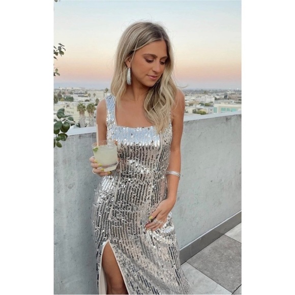 Show Me Your Mumu Eden Midi Dress in Platinum Party Sequins New with Tags! - Picture 2 of 10